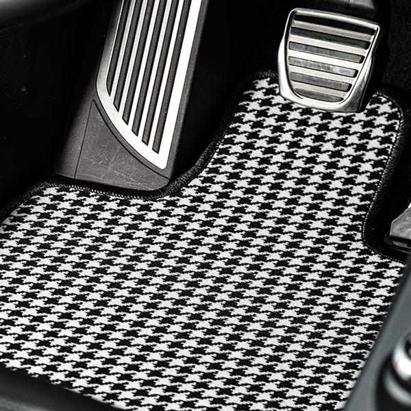 BR CAR CARPET